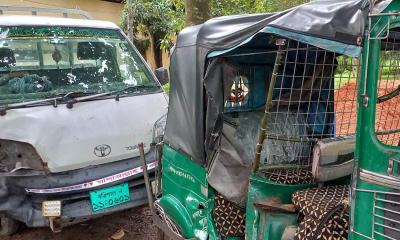 রাউজানে সড়ক দুর্ঘটনায় আপন দুই ভাইয়ের মৃত্যু