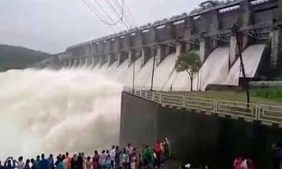 এবার ফারাক্কার ১০৯ গেট খুলে দিলো ভারত