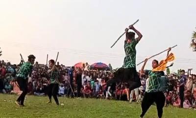 মহম্মদপুরে ঐতিহ্যবাহী লাঠি খেলা অনুষ্ঠিত