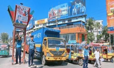 বাড়ছে যানবাহনের চাপ, ফিরছে শৃঙ্খলা