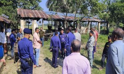 ফেনীতে খামার কর্মচারীকে কুপিয়ে হত্যা, ৩টি গরু লুট