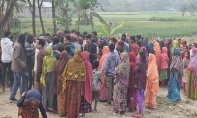 গাংনীতে মোটরসাইকেল নিয়ন্ত্রণ হারিয়ে বাসে ধাক্কা, নিহত ২