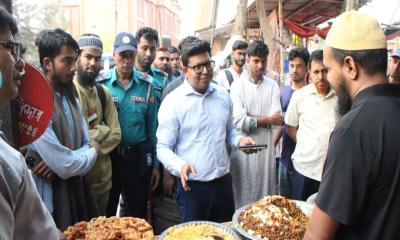 অস্বাস্থ্যকর পরিবেশে ইফতার বিক্রি, ৪ প্রতিষ্ঠানকে জরিমানা