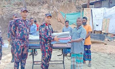 বাঘাইছড়িতে আগুনে ক্ষতিগ্রস্ত পাঁচ পরিবারের পাশে মারিশ্যা জোন