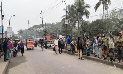 অর্ধাহারে-অনাহারে ‍‍‘মানুষ কেনা-বেচা‍‍’ হাটের শ্রমিকরা