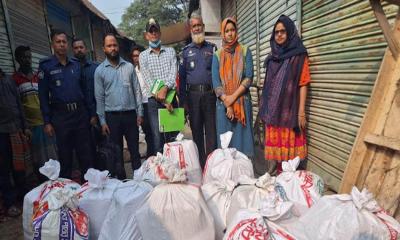 চাঁদপুরে নিষিদ্ধ ৭৭৫ কেজি পলিথিন জব্দ