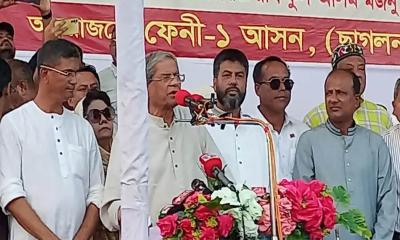 বিগত সরকার দেশের সকল কাঠামো ধ্বংস করে লুটপাট করেছে