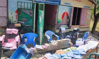 বন্যার পানিতে ডুবে নষ্ট ফেনীর ৯২০ শিক্ষাপ্রতিষ্ঠানের কাগজপত্র