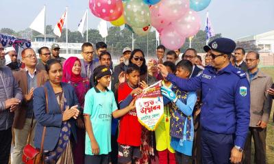 নাটোরে জেলা পর্যায়ে প্রাথমিক বিদ্যালয় গোল্ডকাপ ফুটবল টুর্নামেন্ট শুরু