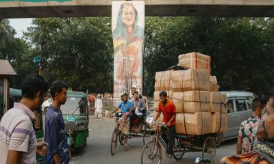 যেভাবে দেশের অর্থনীতি শুকিয়ে ফেলা হয়েছে