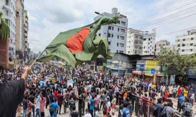 রাজধানীর যাত্রাবাড়ীতে ঢাকা-কুমিল্লা মহাসড়ক অবরোধ