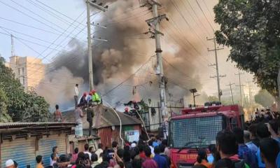 কালিয়াকৈরে নিট এশিয়া কারখানায় ভয়াবহ অগ্নিকাণ্ড