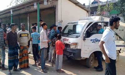 কাশিমপুরে ট্রাকচাকায় পিষ্ট হয়ে স্কুল শিক্ষার্থী নিহত