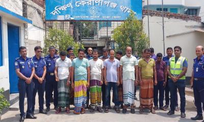 কেরানীগঞ্জে সিরিজ ডাকাতি:  গ্রেপ্তার ১৪, অস্ত্রসহ স্বর্ণালংকার উদ্ধার