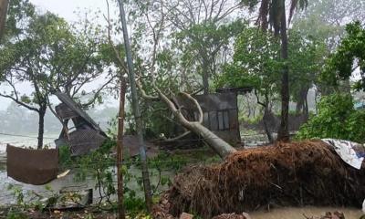 ঘূর্ণিঝড় রেমালের তাণ্ডব: প্রাণ হারাল ১৩ জন