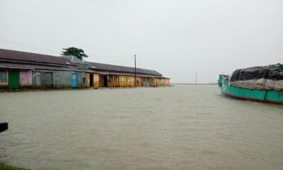 মধ্যনগরে নিম্নাঞ্চল ও মহাসড়ক প্লাবিত