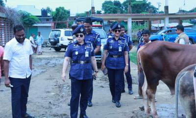 খাগড়াছড়ির বিভিন্ন কোরবানির পশুর হাট পরিদর্শন করলেন পুলিশ সুপার মুক্তা ধর 