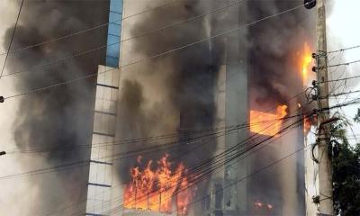 যশোরে শাহীন চাকলাদারের হোটেলে অগ্নিসংযোগ, নিহত ৬