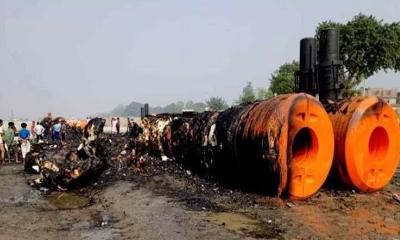 বিআইডব্লিউটিএর ড্রেজিং পাইপে আগুন