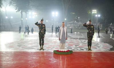 ভাষা শহীদদের প্রতি প্রধান উপদেষ্টার শ্রদ্ধা নিবেদন